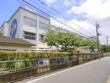 Primary school. 542m until Nishi Elementary School stand in Adachi-ku, flower garden