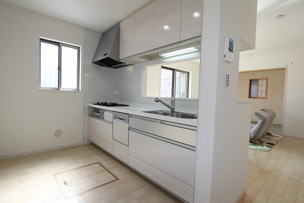 Kitchen. Example of construction  [The main direct sales sales]  Brokerage fees are not or Ri or hanging