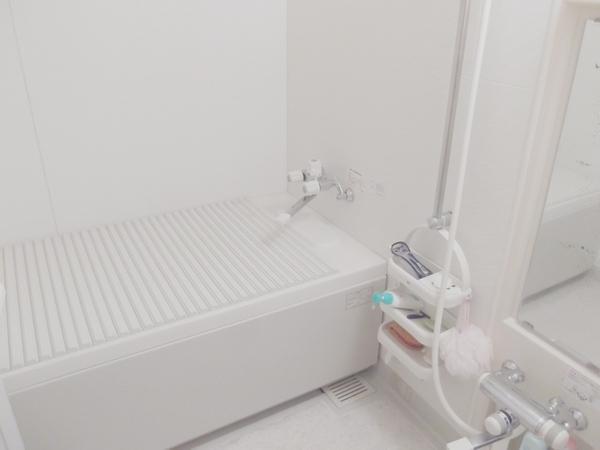 Bathroom. Achieve a comfortable bath time at any time with add cooking function!