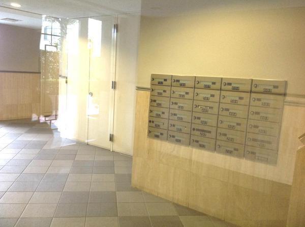 Other common areas. Set post