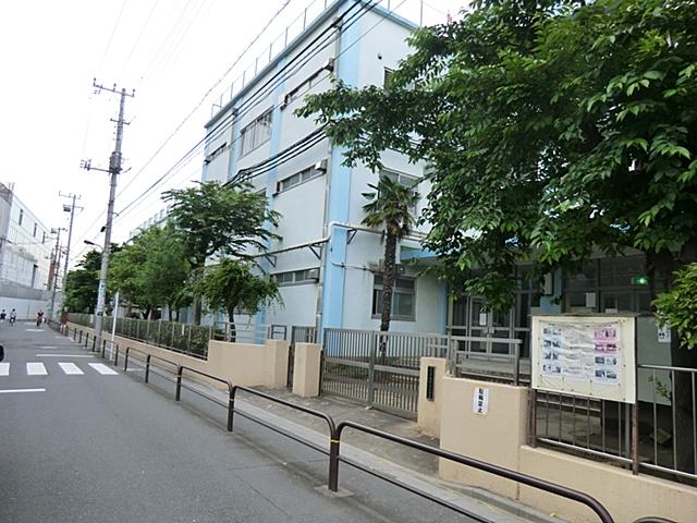 Primary school. Senju Tsunehigashi until elementary school 740m