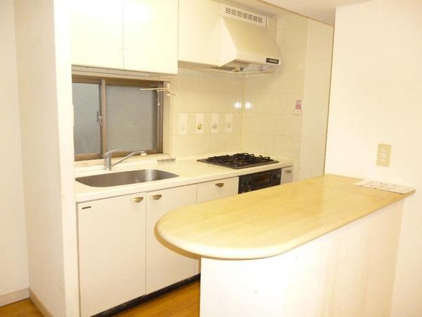 Kitchen. Kitchen (about 3.6 tatami ・ Window comes with)