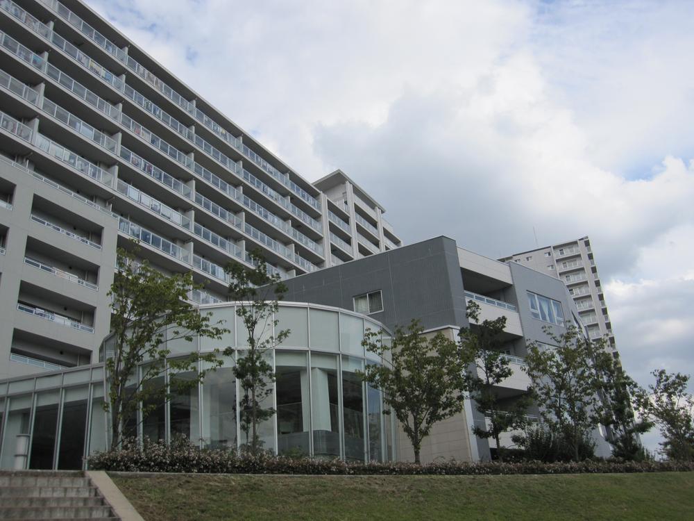 Local appearance photo. Local (10 May 2013) Shooting