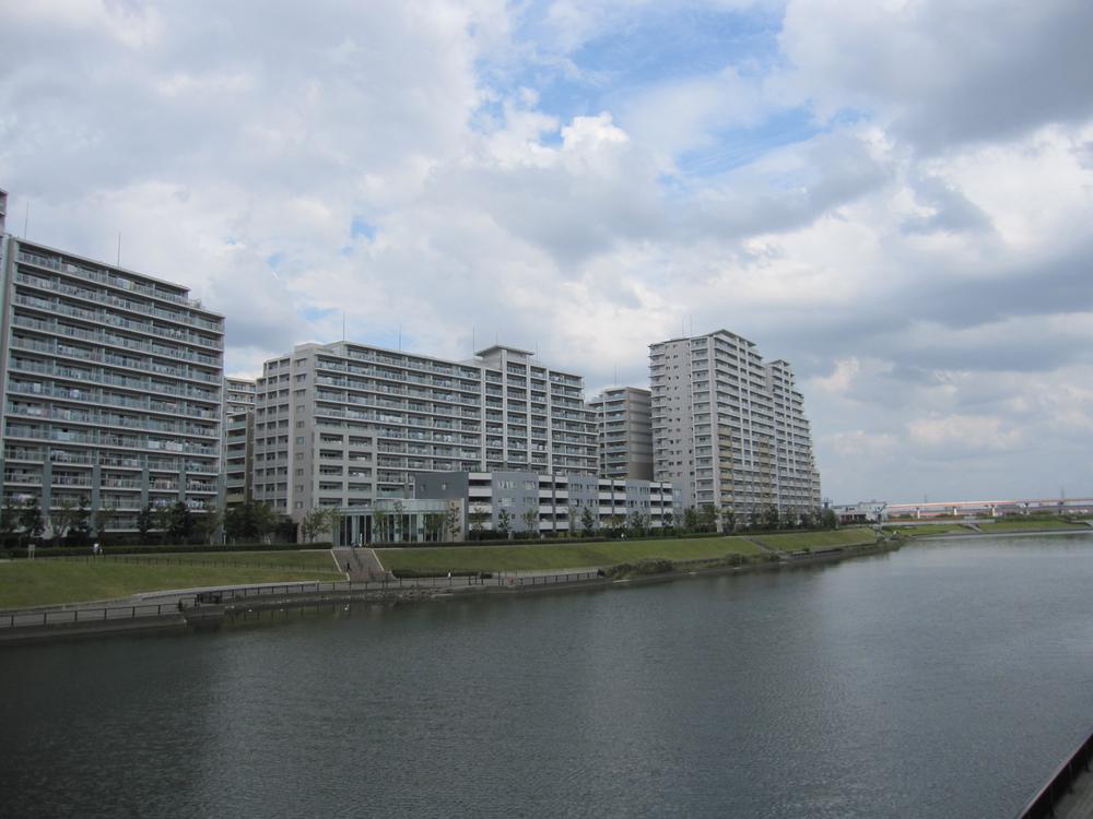 Local appearance photo. Local (10 May 2013) Shooting