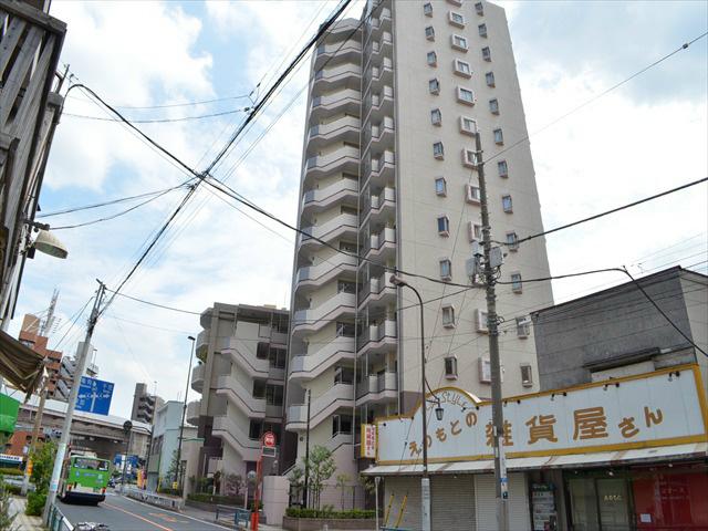 Local appearance photo. It is a mansion to live with pets