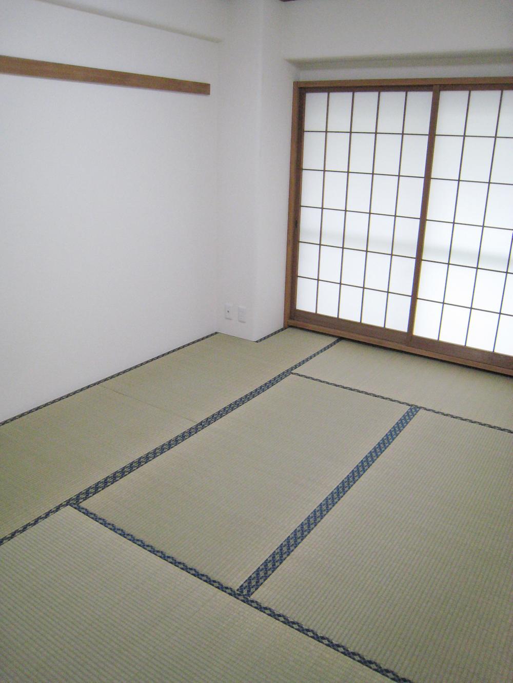 Non-living room. It is there when convenient Japanese-style room.