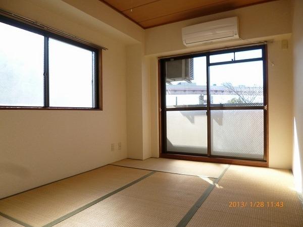 Other room space. Japanese-style room 6 quires