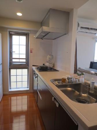 Kitchen. Madoyu in the kitchen (12 May 2013) Shooting