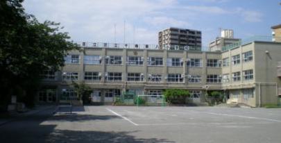 Primary school. 665m to Adachi Ward Senju eighth elementary school (elementary school)