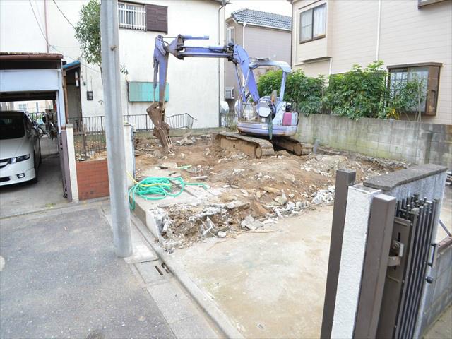 Local appearance photo. Rokuchō Station 15-minute walk