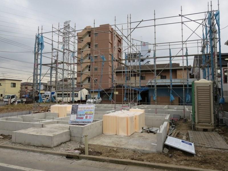 Local appearance photo. Local (12 May 2013) Shooting