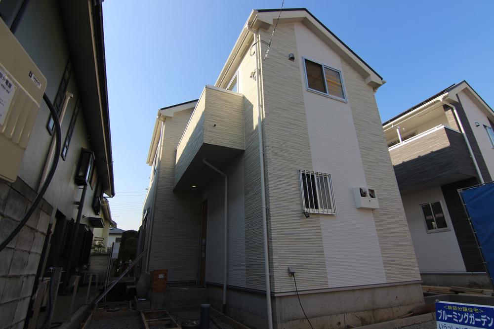 Local photos, including front road. local