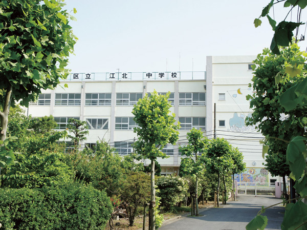 Surrounding environment. Municipal Jiangbei junior high school (a 9-minute walk / About 680m)