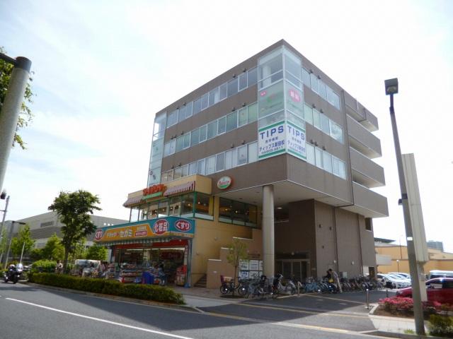 Other. 2-minute walk from the Medical Mall (about 100m)