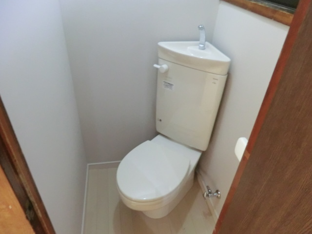 Toilet