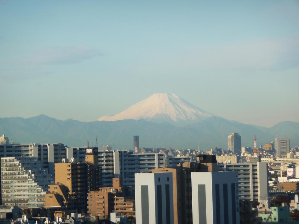 View photos from the dwelling unit