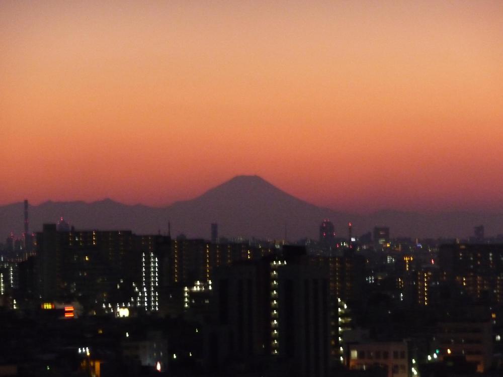 View photos from the dwelling unit