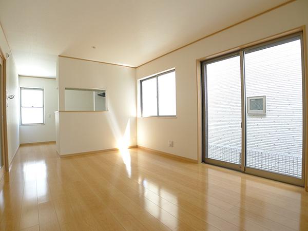 Living. Your family spacious living room that everyone is comfortable and welcoming Room (May 2013) Shooting D Building