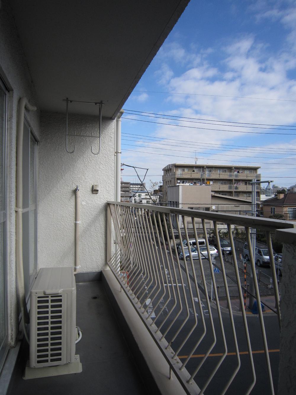 Balcony. Local (12 May 2013) Shooting