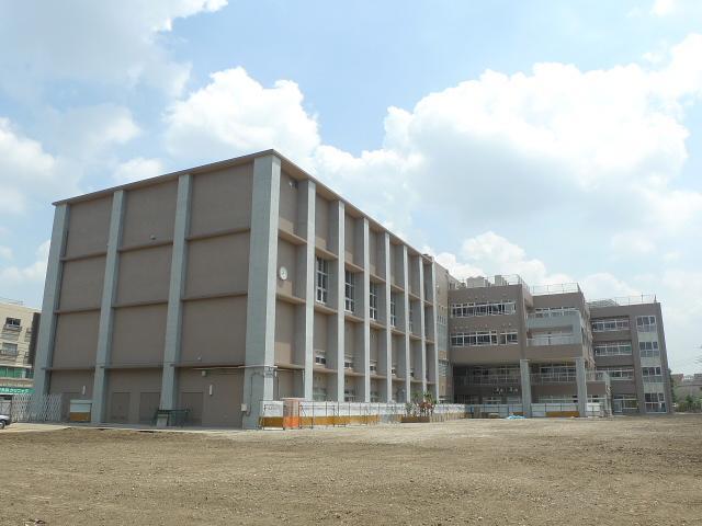 Primary school. 720m to Adachi Ward Nishiarai elementary school (elementary school)