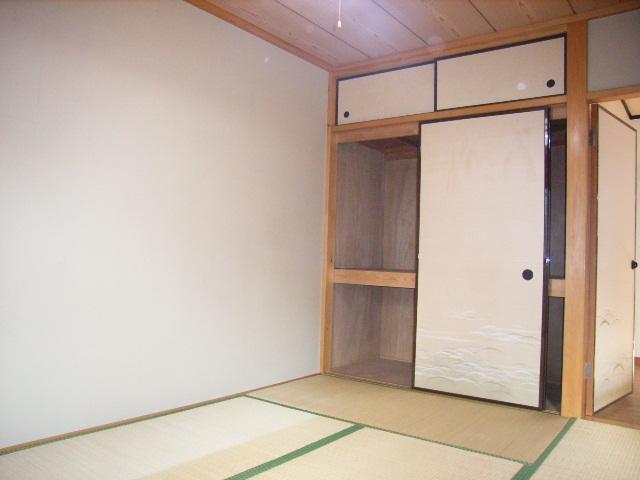 Living and room. Japanese-style room 1 (same properties)