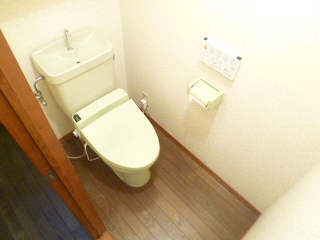 Toilet