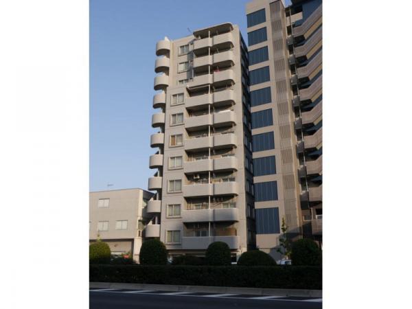 Local appearance photo. Local (11 May 2013) Shooting