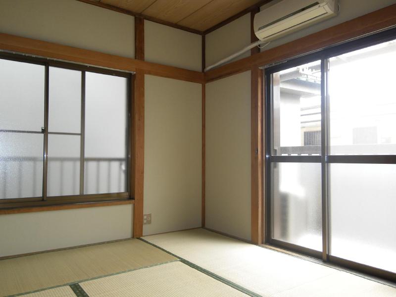 Living and room. Japanese-style room 2