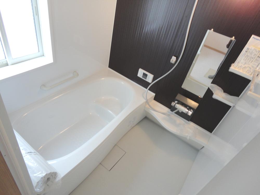 Same specifications photo (bathroom). Same specifications