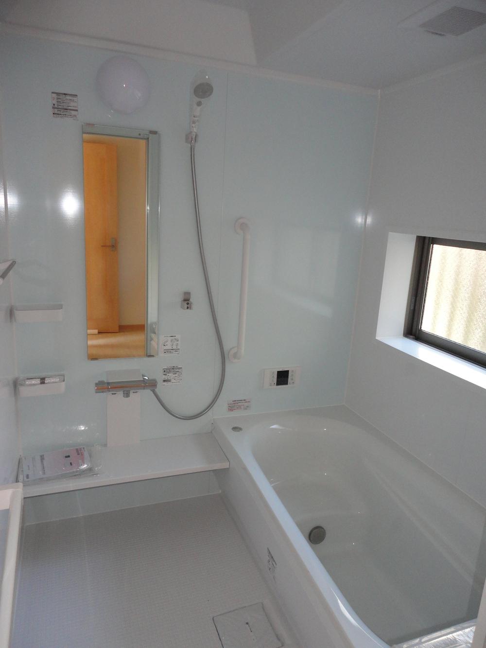 Bathroom. Indoor (11 May 2013) Shooting