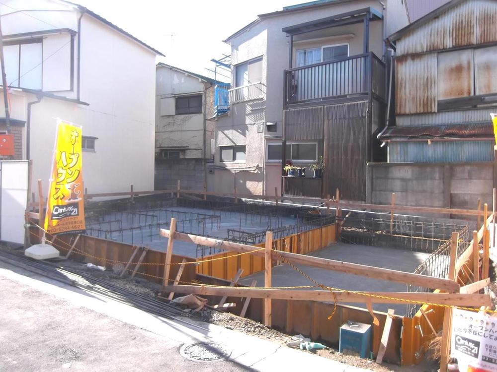 Local photos, including front road. (4) foundation work completed! 2013 December 22, shooting