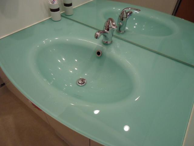 Wash basin, toilet. Vanity (October 2013) Shooting