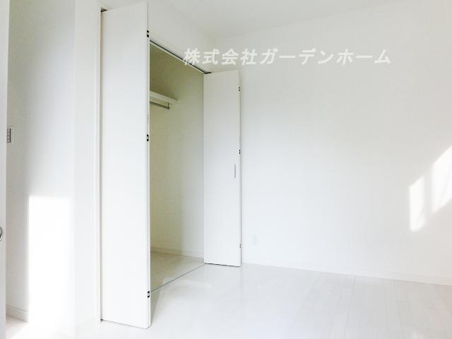 Receipt. ■ Storage capacity is also boasts ■