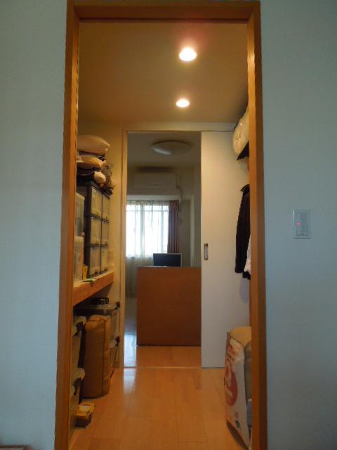 Receipt. Large storage (November 2013) Shooting