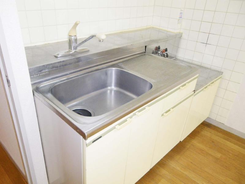 Kitchen. Two-burner stove installation Allowed Kitchen