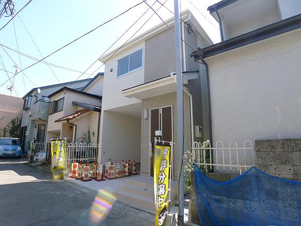 Local photos, including front road