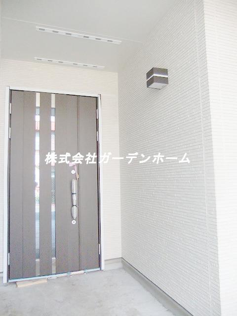 Entrance. 2013/10