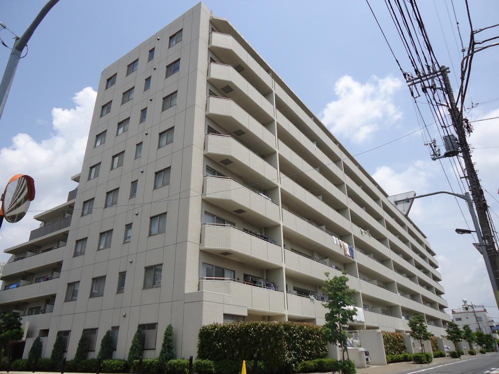 Local appearance photo. Mansion appearance