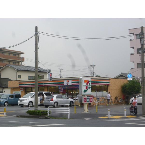 Convenience store. 226m to Seven-Eleven Adachi Kurihara 4-chome