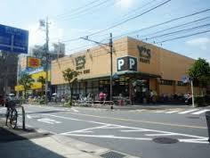 Supermarket. Until Waizumato flower garden shop 216m