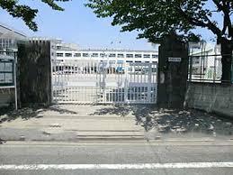 Primary school. 260m until Nishi Elementary School stand in Adachi-ku, flower garden