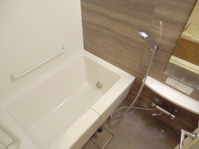 Bath. Add-fired function with semi Otobasu ・ Bathroom dryer Yes