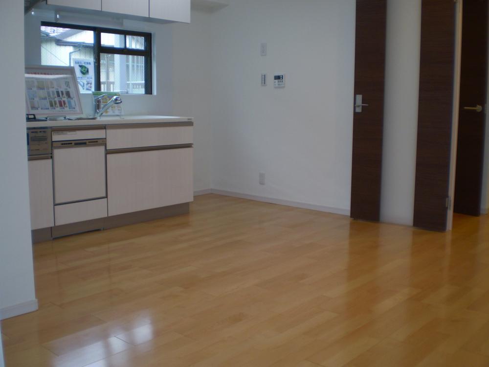 Living. Indoor (12 May 2013) Shooting