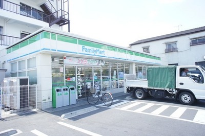 Convenience store. FamilyMart Horinouchi chome store up (convenience store) 381m