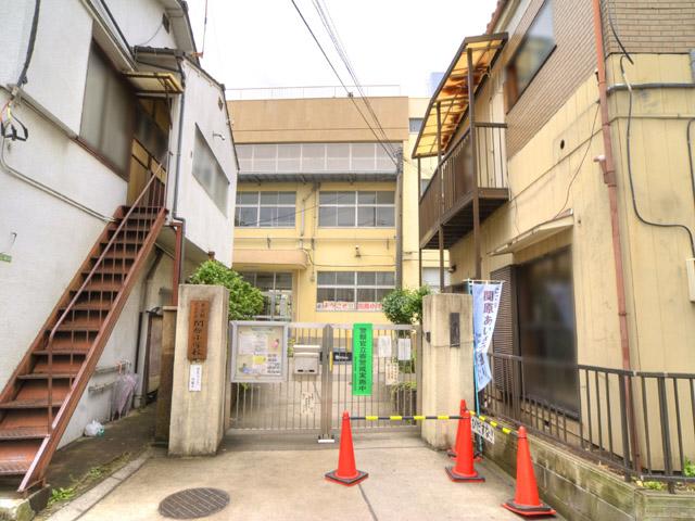 Primary school. Sekihara elementary school