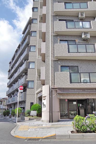 Local appearance photo