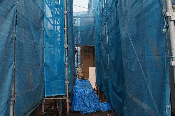 Local appearance photo. Local (12 May 2013) Shooting A Building