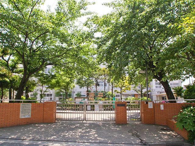 Junior high school. Kanbara junior high school