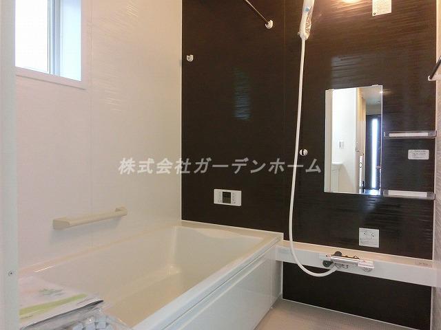 Model house photo.  ■ And stretch also foot, Hitotsubo bus that will heal the fatigue of the day ■