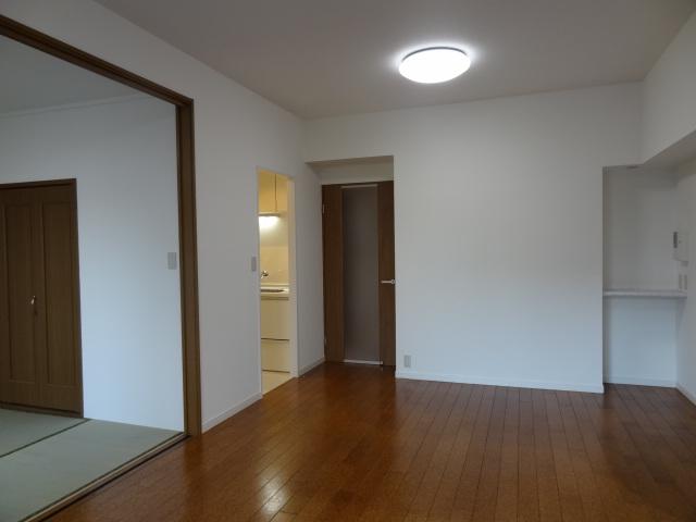 Living. Indoor (11 May 2013) Shooting